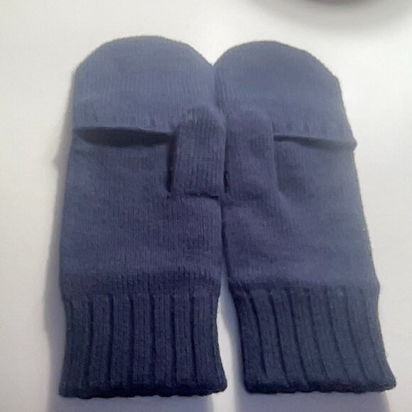 UGG Navy Blue Fingerless Gloves - Picture 4 of 8